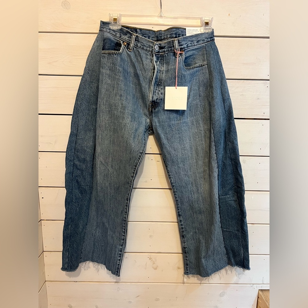 B SIDES NEW Vintage Levi’s Lasso Size 28